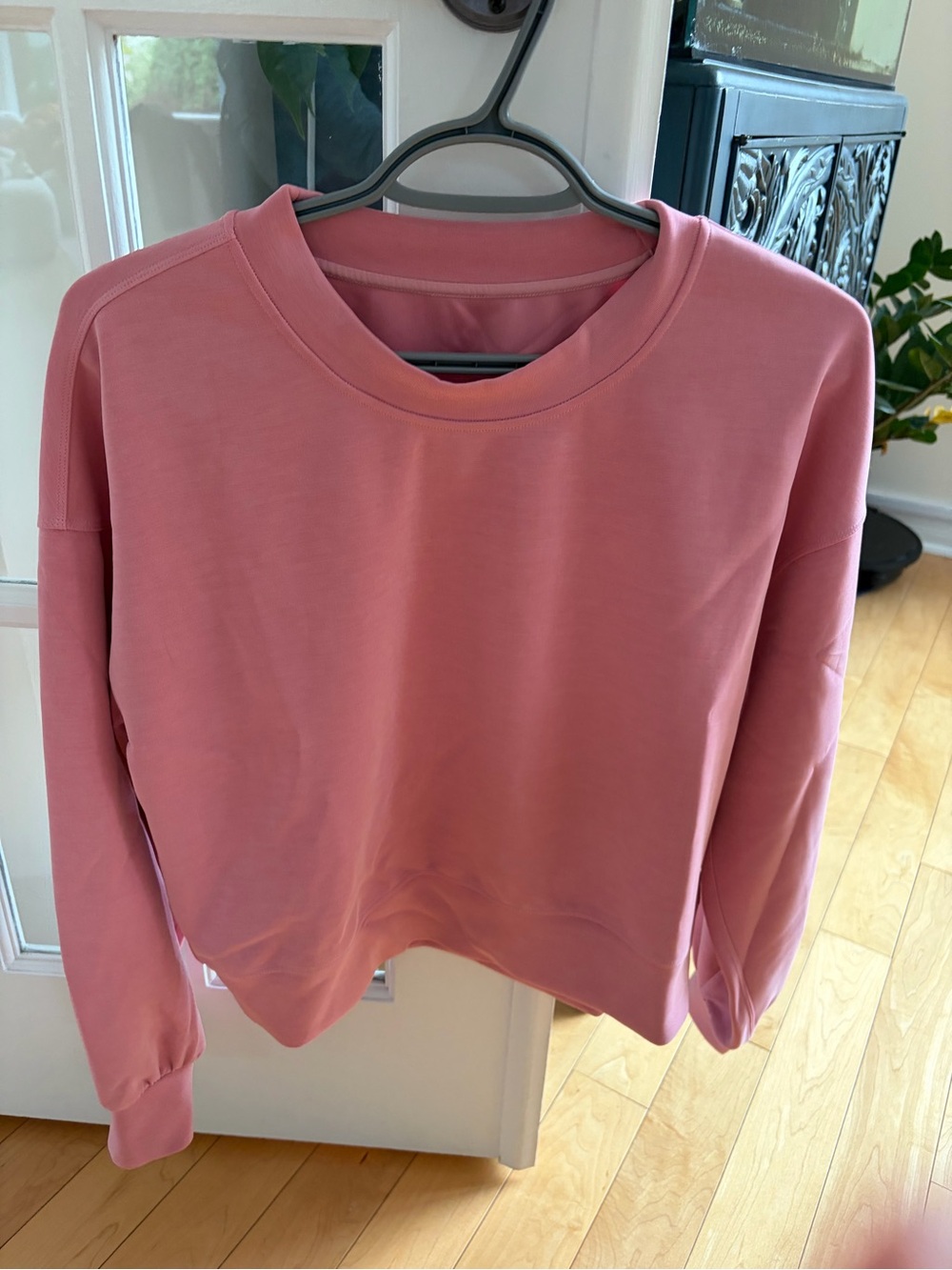 lululemon athletica Rose Pink Crewneck Sweatshirt